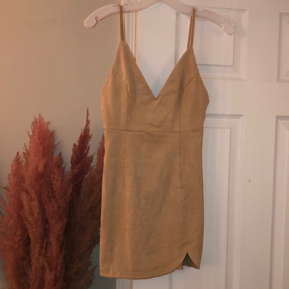 Forever21 tan dress